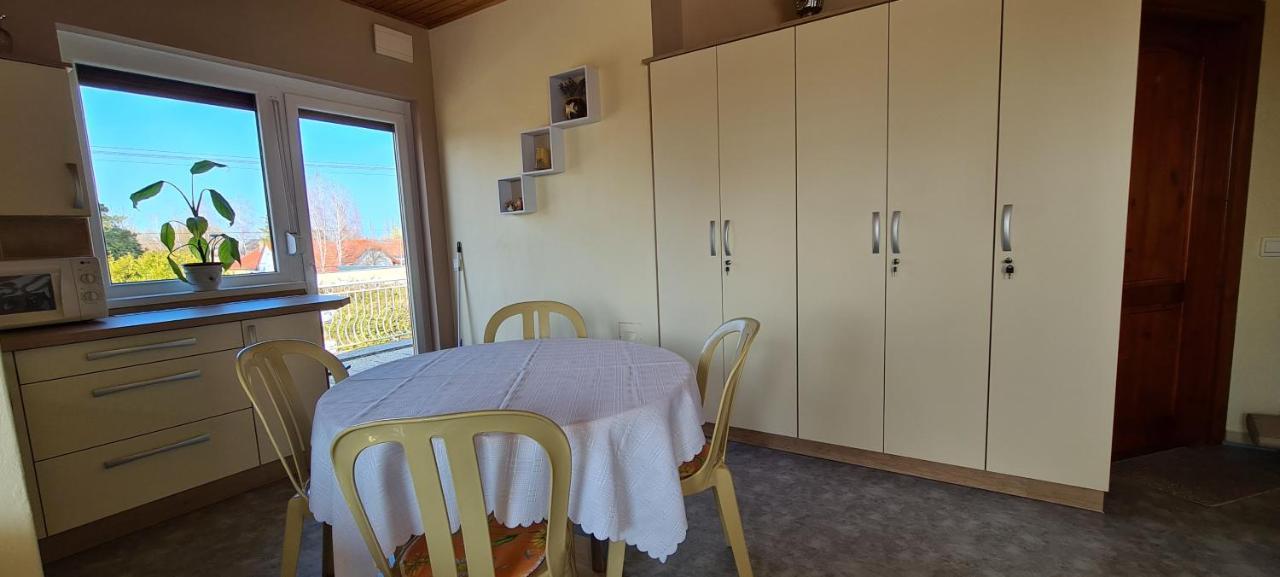 Hajas Familia Kiado Szobak Balatonmáriafürdő المظهر الخارجي الصورة